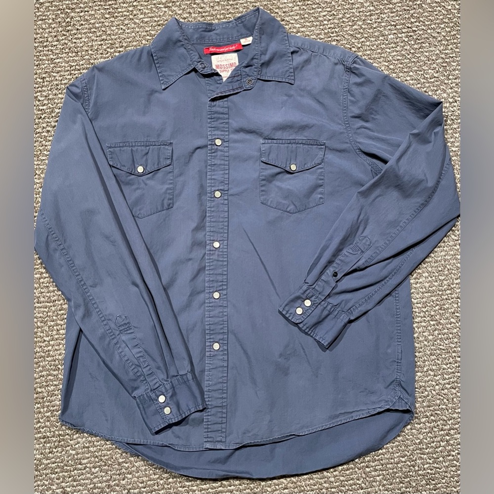 Western style shirt with pearl snaps